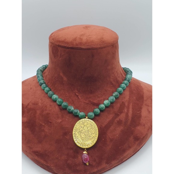 22KT Gold Kundan Polki Pendant - Picture 6 of 8